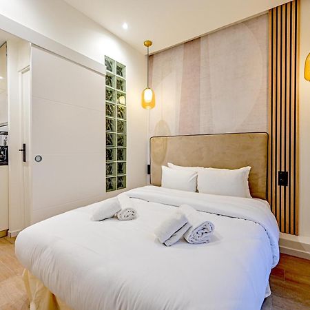 Relax In A Stylish Flat In Montmartre Apartment Paris Exterior photo