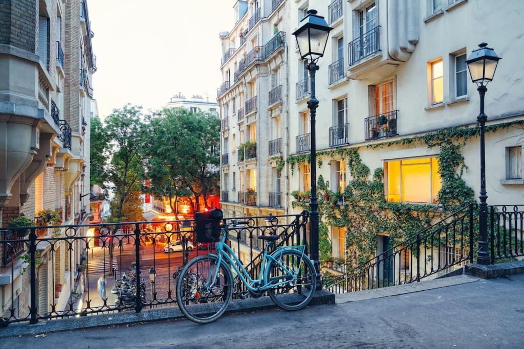Relax In A Stylish Flat In Montmartre Apartment Paris Exterior photo